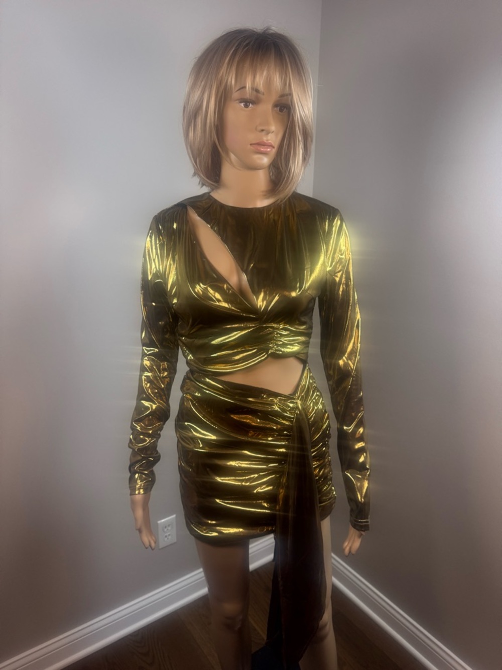 AKIRA Gold Metallic Ruched Cutout Mini Dress NWT Medium Party Dress - Picture 3 of 7